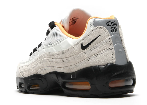 Nike SB FC Pack Air Max 95 – Sail / Black / Laser Orange (IQ8395-100)