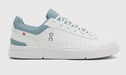 On THE ROGER Advantage Men's Sneaker