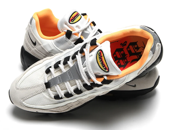 Nike SB FC Pack Air Max 95 – Sail / Black / Laser Orange (IQ8395-100)